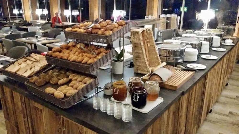 皮克布兰科酒店 拉普德兹 外观 照片